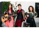 torek, 28. 7., 20.00 – Muzika na Starem trgu: Žlahtne babe; vokalni etno-pop in avtorski neo-folk (foto: Nika Halas)